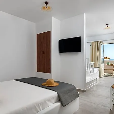 Stegna Akti Luxury